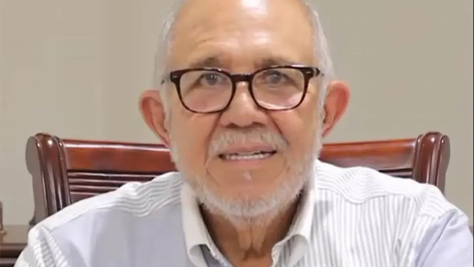 «La gente me quiere» afirma «El Químico» Benítez al confirmar candidatura