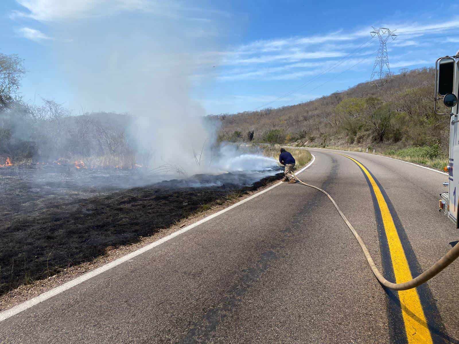 Afortunadamente el incendio logró ser controlado. FOTO: Cortesía