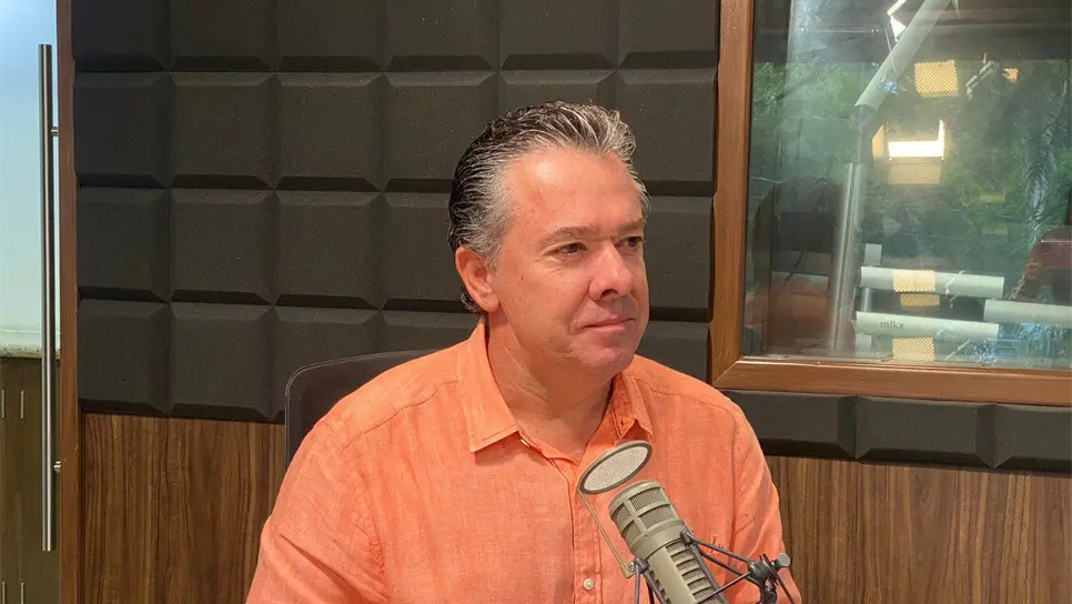 Héctor García Fox en el estudio de Luz Noticias. FOTO: Luz Noticias