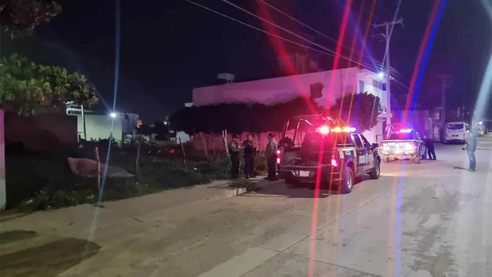 Los elementos policiacos en el operativo.