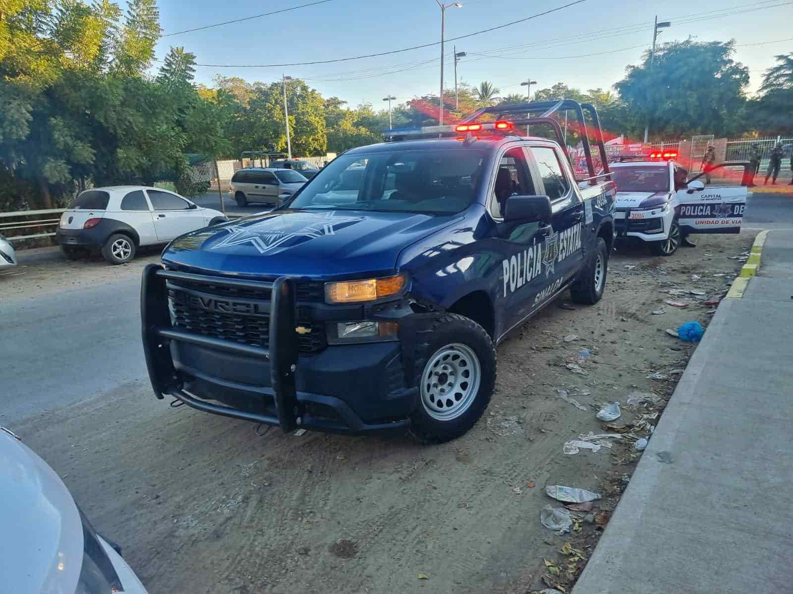 El hombre fue detenido en una famosa plaza comercial de Culiacán. FOTO: Luz Noticias