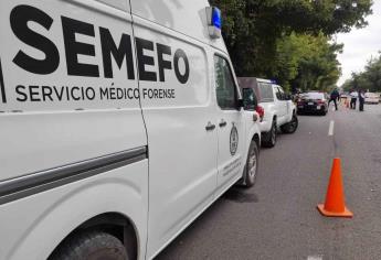 Muere conductor de camión de personal al chocar contra un árbol en Navolato 