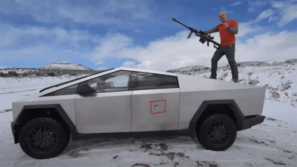 FOTO: Youtube JerryRigEverything.