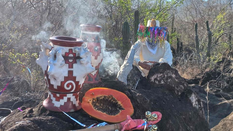 Sinaloenses se cargan de energía con el equinoccio de primavera en Tacuichamona