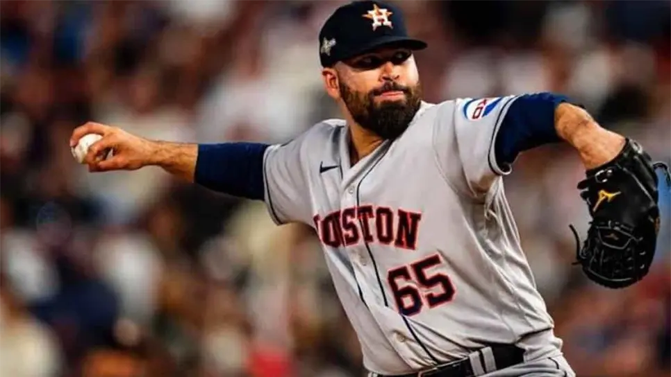 Urquidy ya ha sido campeón de MLB. FOTO: Internet