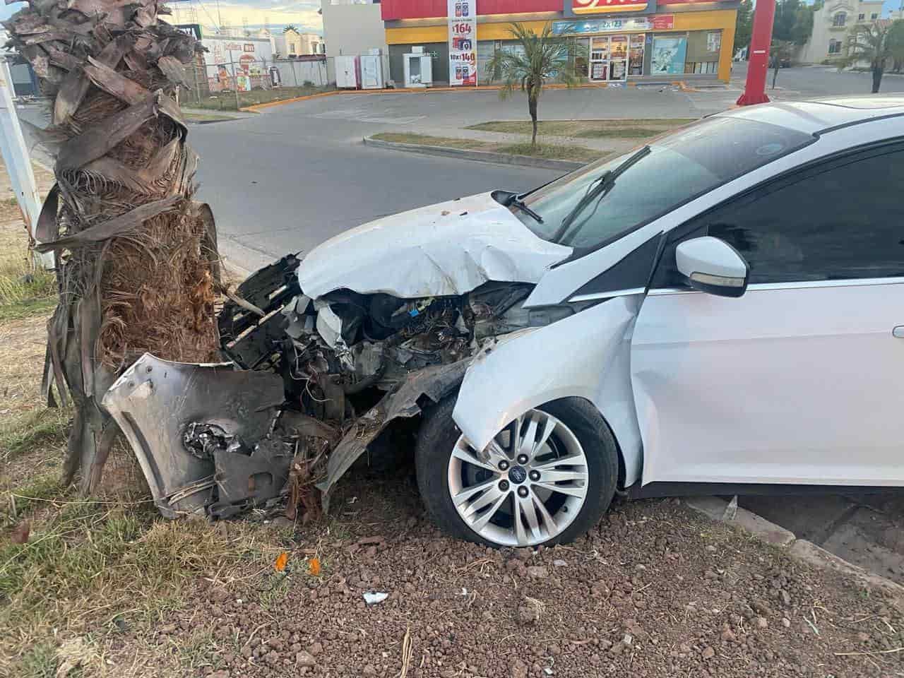 El conductor solo presentó unos raspones. FOTO: Luz Noticias