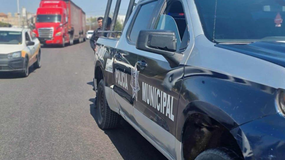 Dos motociclistas despojan camioneta Cherokee en la zona sur de Culiacán