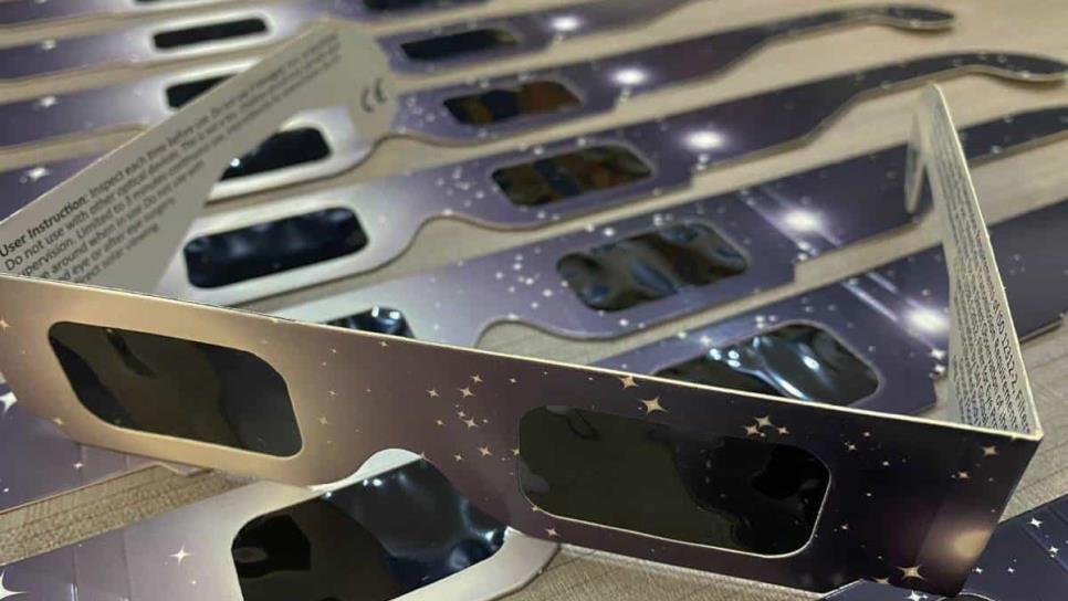 Eclipse Solar 2024; ya están a la venta en Culiacán los lentes oficiales para ver el fenómeno astronómico