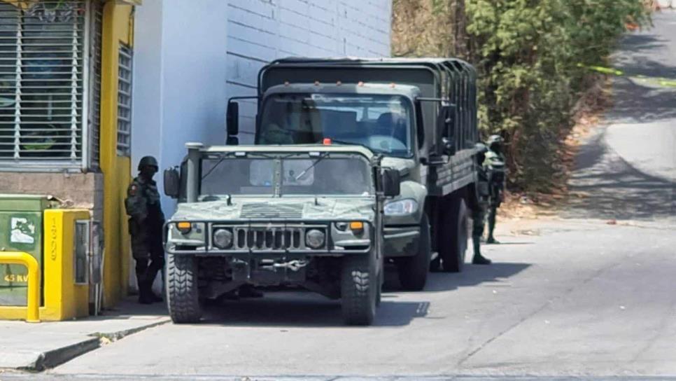 Militares resguardan zona de la balacera en el sector Tres Ríos de Culiacán