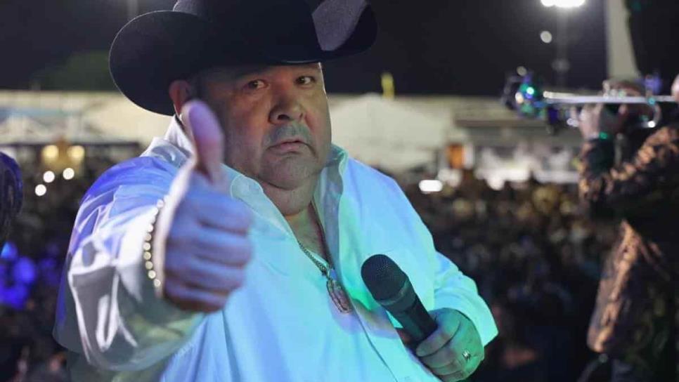 El Coyote defiende a los músicos de Mazatlán: «Pónganle más bocinas a las pulmonías»