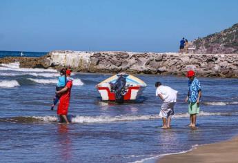 Por rachas de viento cierran el puerto de Mazatlán a la navegación