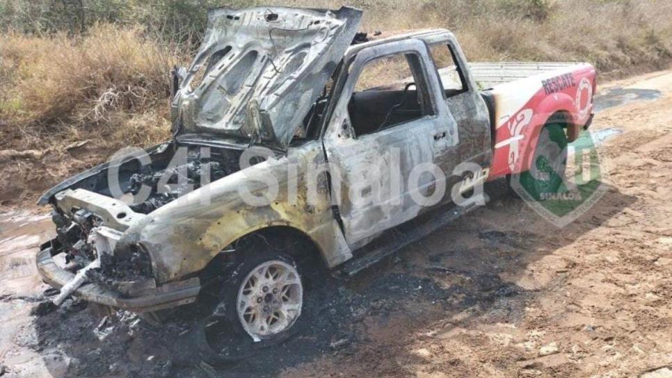 Se quema una camioneta de Protección Civil en Navolato 