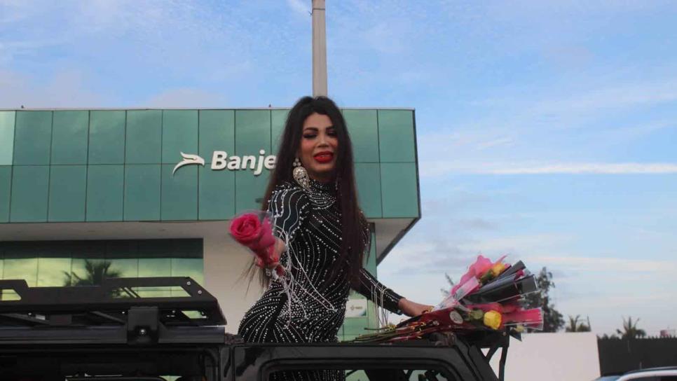 Abandera Vanessa Labios 4K marcha por la visibilidad trans en Mazatlán