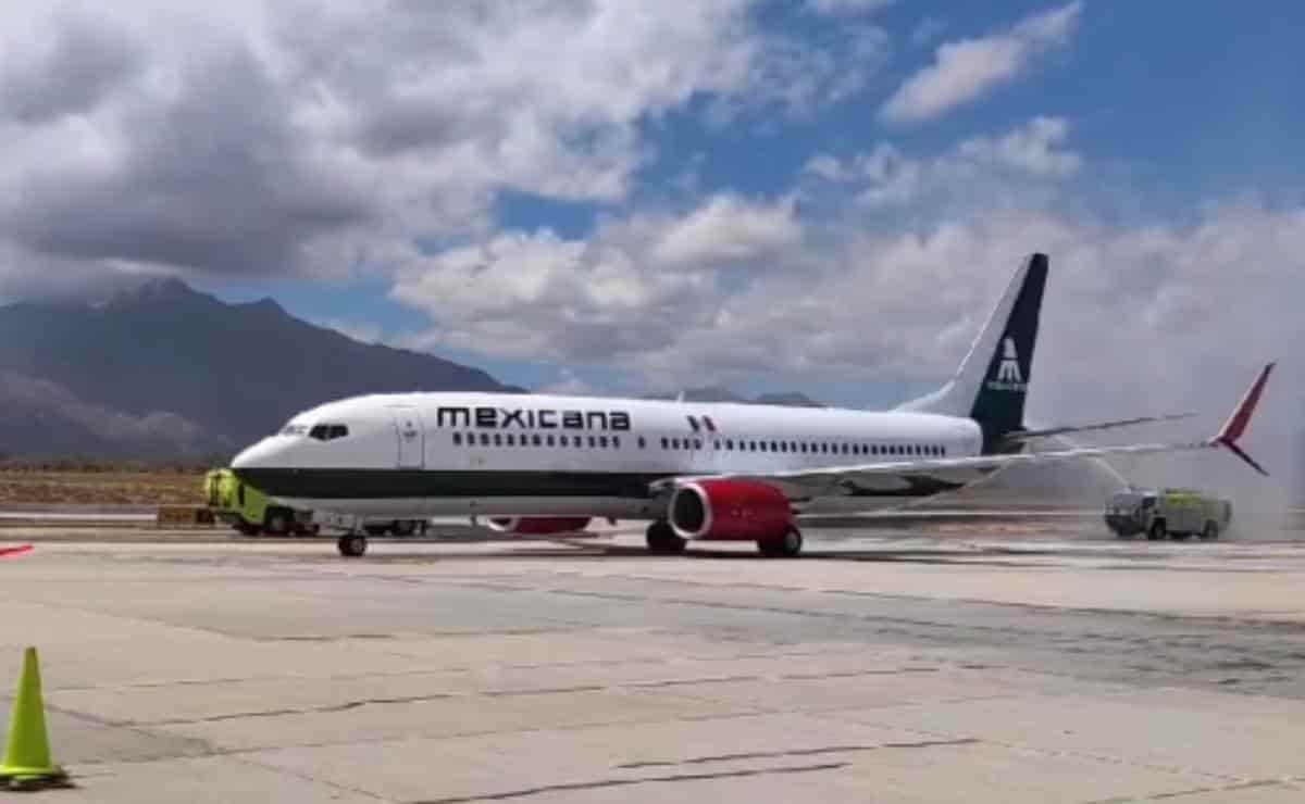Así llega el primer vuelo de Mexicana a Los Cabos | VIDEO
