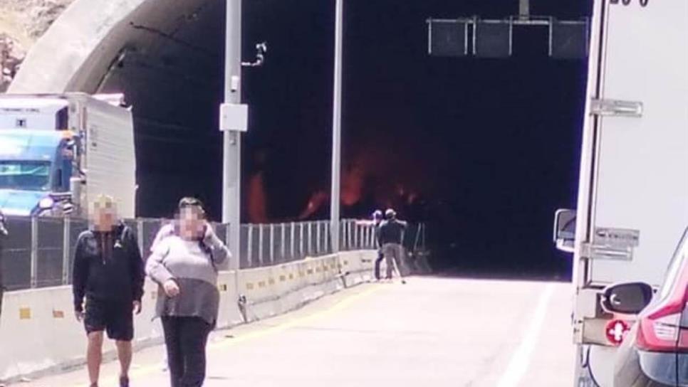 Un fallecido y rapiña de sandías deja el accidente en la maxipista Mazatlán-Durango, km 163