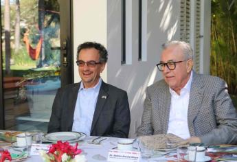 Rocha recibió al embajador del Reino Unido, John Benjamín