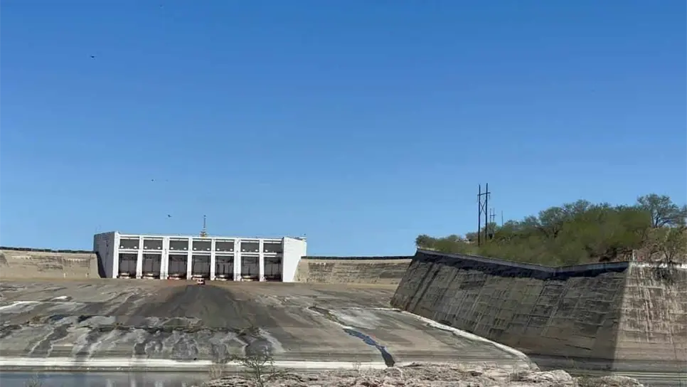 Se agrava sequía en comunidades de Choix; muere ganado por falta de agua