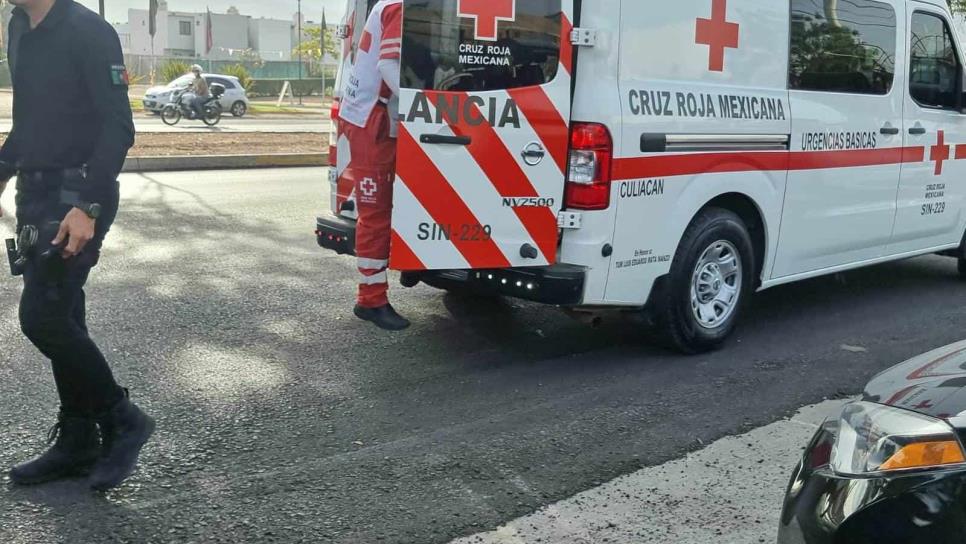 Motociclista muere después de accidentarse en la colonia La Conquista en Culiacán