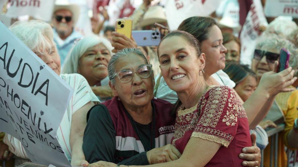 Claudia Sheinbaum propone apoyo económico para mujeres de 60 a 64 años de edad