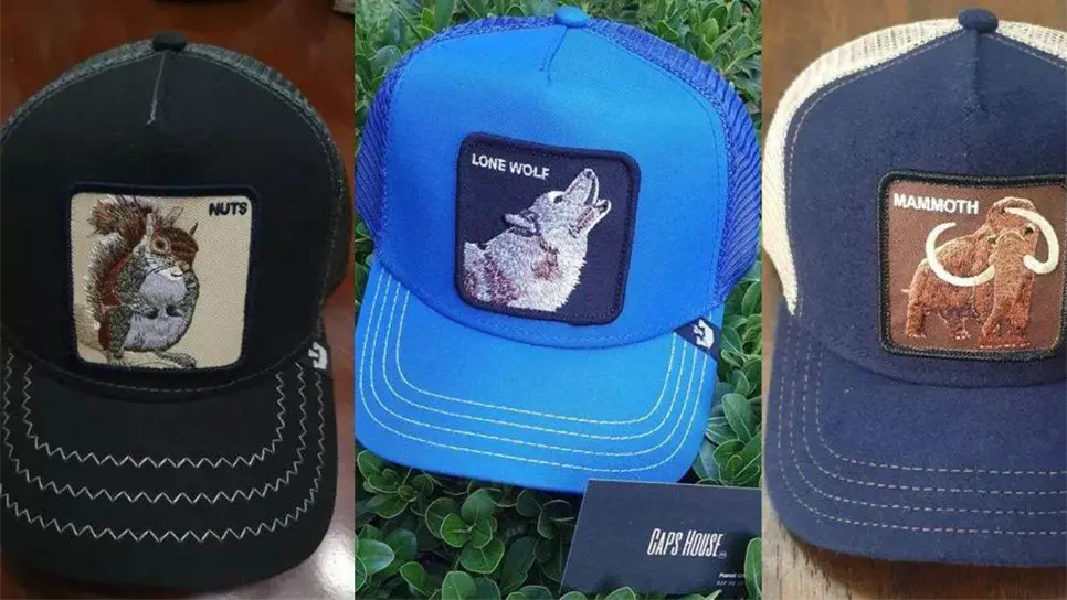 Este estilo de gorras cuenta con cientos de diseños disponibles. FOTO: Caps House Parral