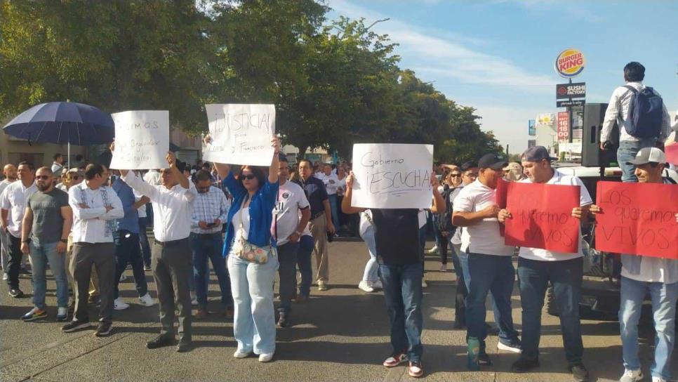Por «levantón» del candidato del PAS, bloquean el bulevar frente a la Fiscalía en Culiacán
