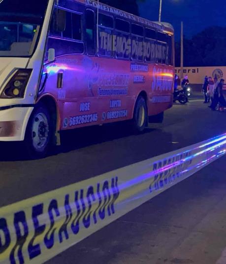 Camión arrolla y mata a una joven en Mazatlán