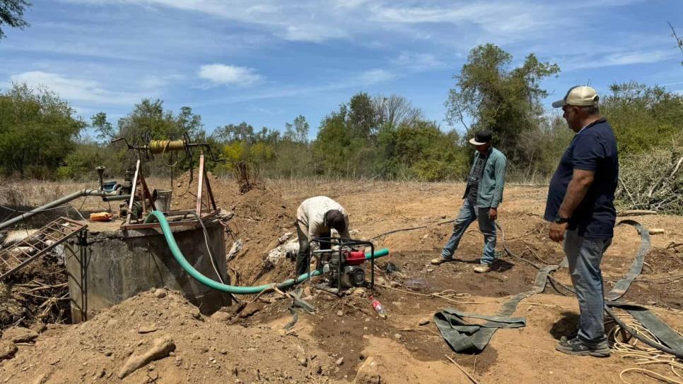 Hallan agua en pozo de comunidad de El Fuerte azotada por la sequía