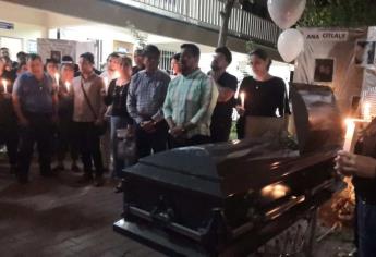Con pase de lista dan último adiós a Ana, joven que murió atropellada por camión urbano en Mazatlán