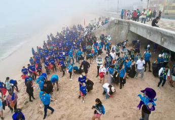 Celebran en Mazatlán el Día de la Madre Tierra con una playa más limpia