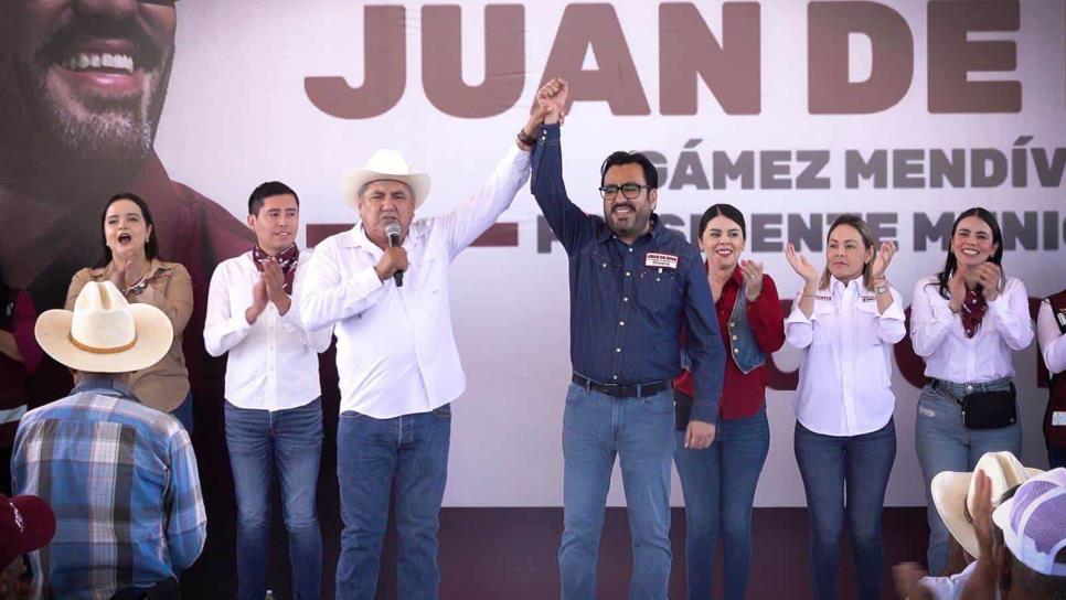 Faustino Hernández levanta la mano a Juan de Dios Gámez: «Esta casa es de ustedes»