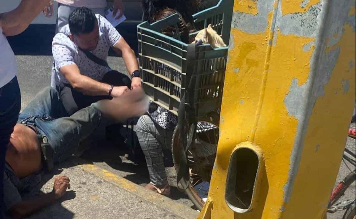 Camión urbano atropella a ciclista y le «quiebra» el pie en Mazatlán