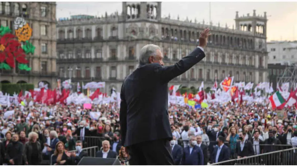 AMLO dará su último informe de gobierno el 1 de septiembre en el Zócalo. | FOTO: Twitter.