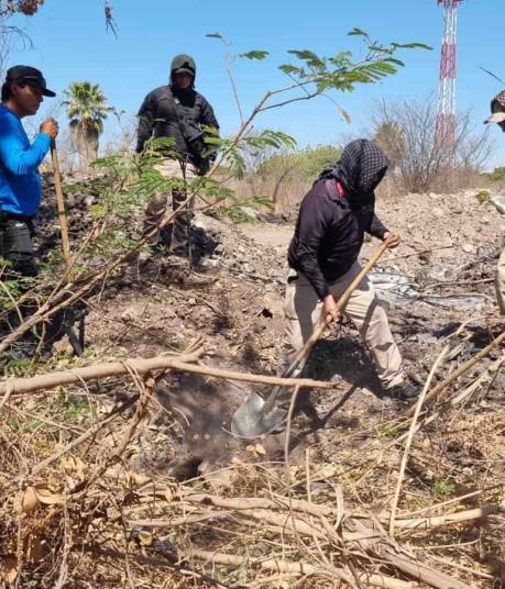Hallan 3 cadáveres en fosas clandestinas en Culiacán