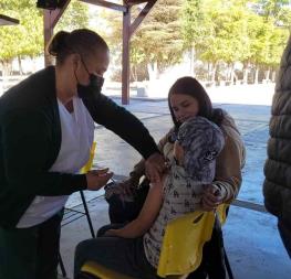 Intensifican campaña de vacunación en Los Mochis ante alerta por sarampión