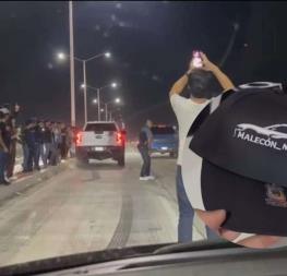 ¡Lo hacen negocio!, venden gorras de arrancones del Malecón Nuevo de Culiacán