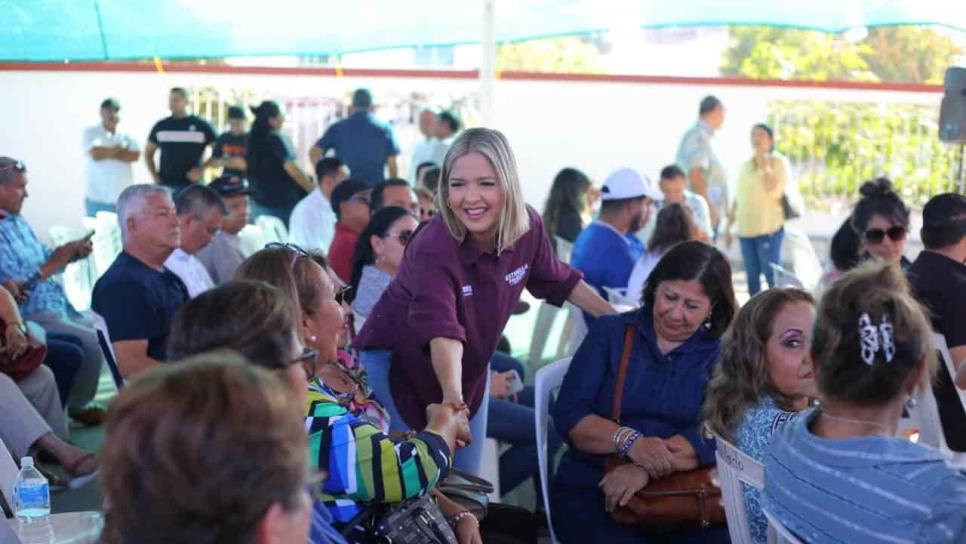 Estrella Palacios se reúne con sector magisterial activo y jubilado