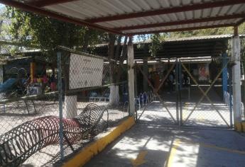 Sujetos dañan con balines el salón de un jardín de niños en Culiacán