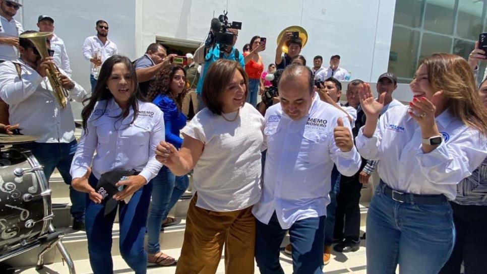 Al ritmo de la banda, Xóchitl Gálvez llega a Mazatlán; se dice contenta de estar en tierras sinaloenses