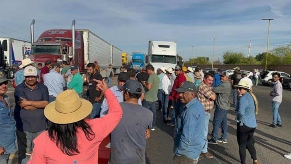 Empresas estiman grandes perdidas por toma de casetas en Sinaloa 