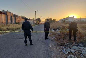 Encuentran un cuerpo calcinado por la colonia Colinas del Bosque en Culiacán