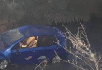 Joven salva su vida tras accidente en Los Mochis; el canal al que cayó estaba seco