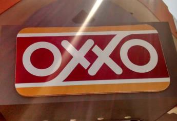 Esto es lo que cobra el OXXO de comisión por el pago de tu recibo de luz 