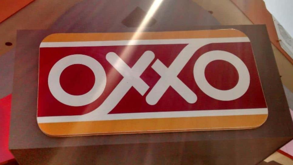 Esto es lo que cobra el OXXO de comisión por el pago de tu recibo de luz 