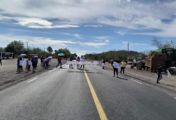 Toman la México 15 habitantes de Vida Campesina tras muerte de motociclistas