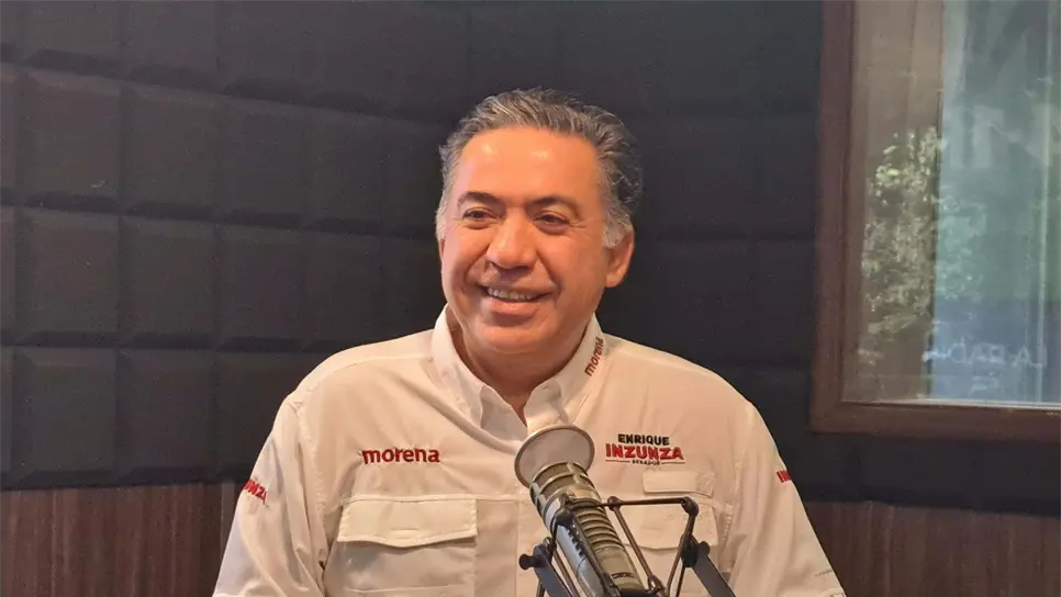 Enrique Inzunza en el estudio de Luz Noticias. FOTO: Luz Noticias