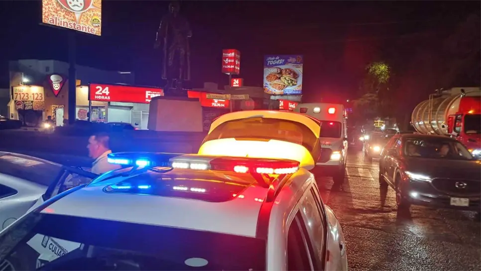 Ambos motociclistas fueron trasladados al hospital. FOTO: Luz Noticias