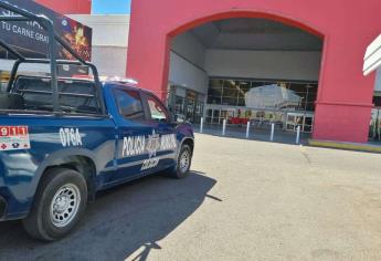 Encuentran una pistola en los pasillos de un famoso supermercado en Culiacán