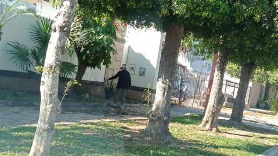 El hecho fue fotografiado por los mismos vecinos de la zona. FOTO: Cortesía