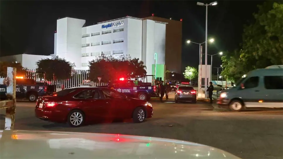 El ataque a balazos en un hospital de Culiacán dejó como saldo a una persona muerta y 2 heridas. FOTO: Luz Noticias.