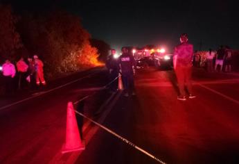 Conductor choca y pierde la vida en carretera de Navolato